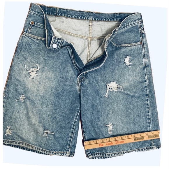 Sold. Levi’s 550 jeans shorts - Picture 11 of 16